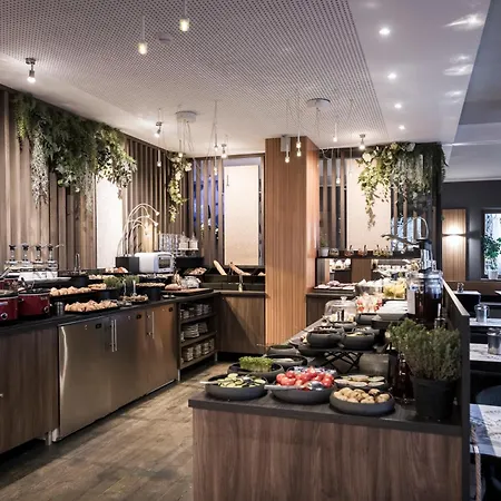 Alpstay - Smart Hotel Saslong-3